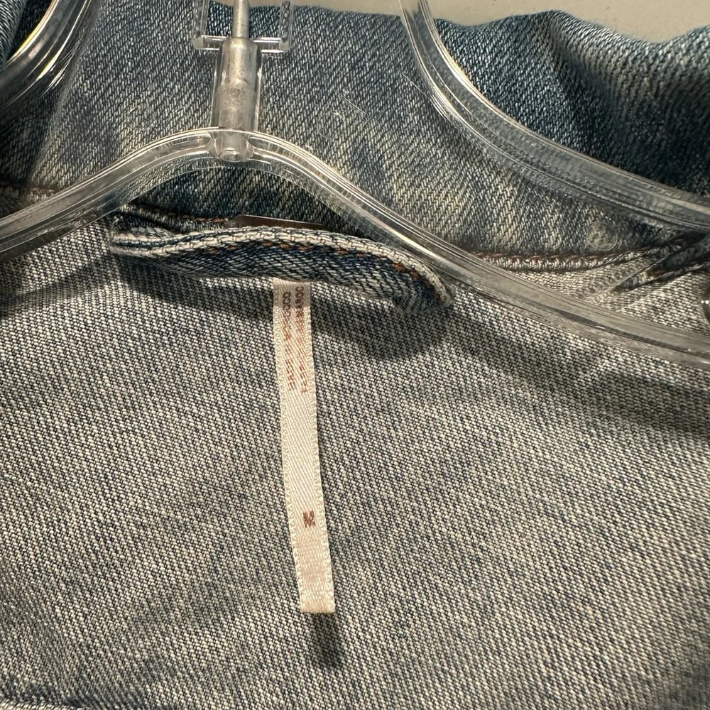 Free People Rumors Light Blue Jean Jacket Size Medium - Picture 3 of 3